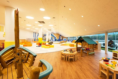 ReReC「唐津ボートレース場改修プロジェクト」キッズルーム（施工後）