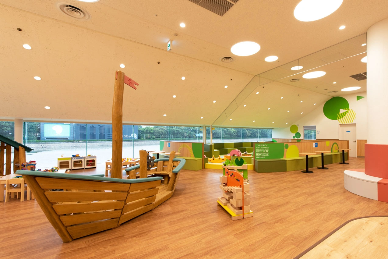 ReReC「唐津ボートレース場改修プロジェクト」キッズルーム（施工後）