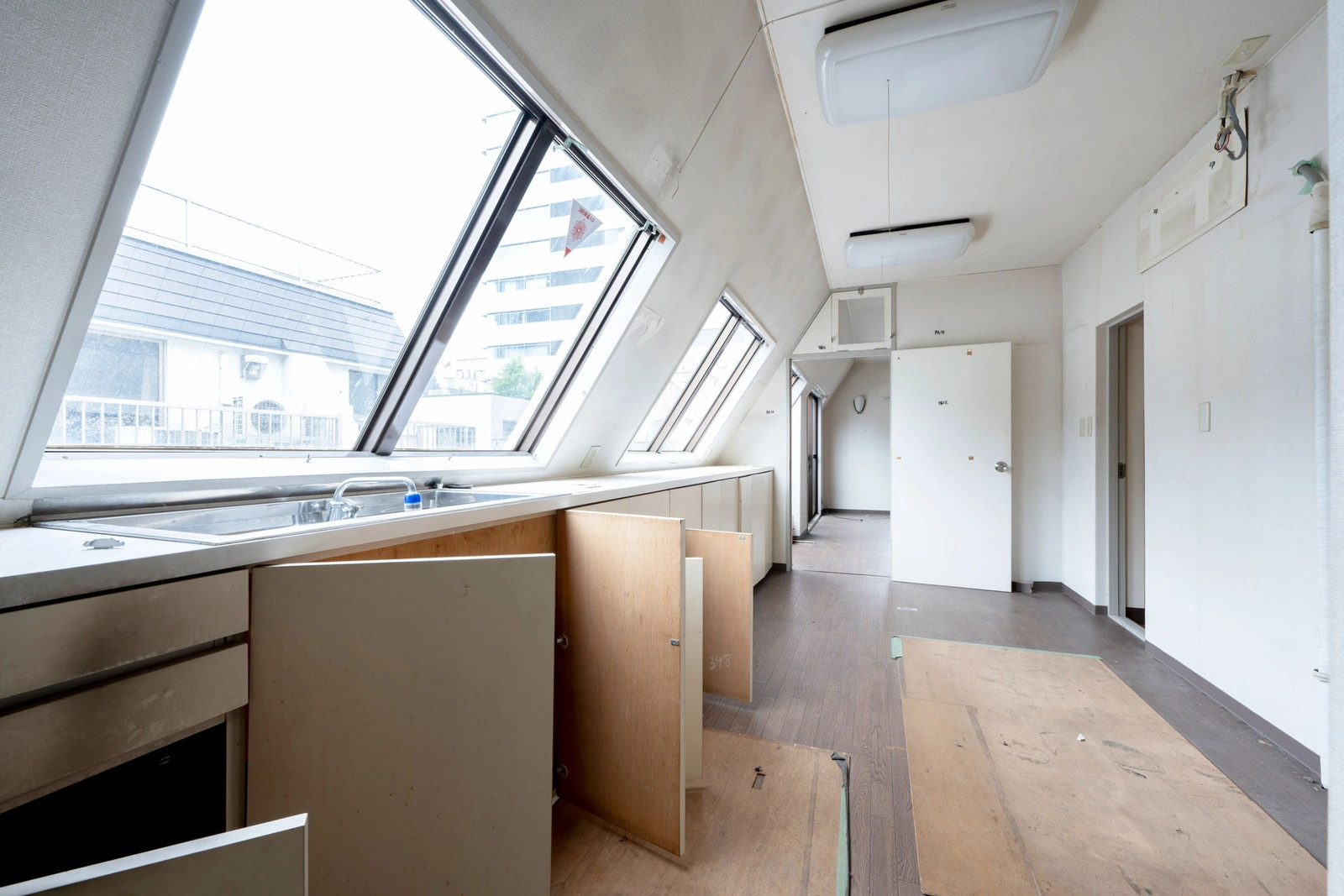 ReReC「gran＋ASAKUSABASHIプロジェクト」室内 4F（施工前）