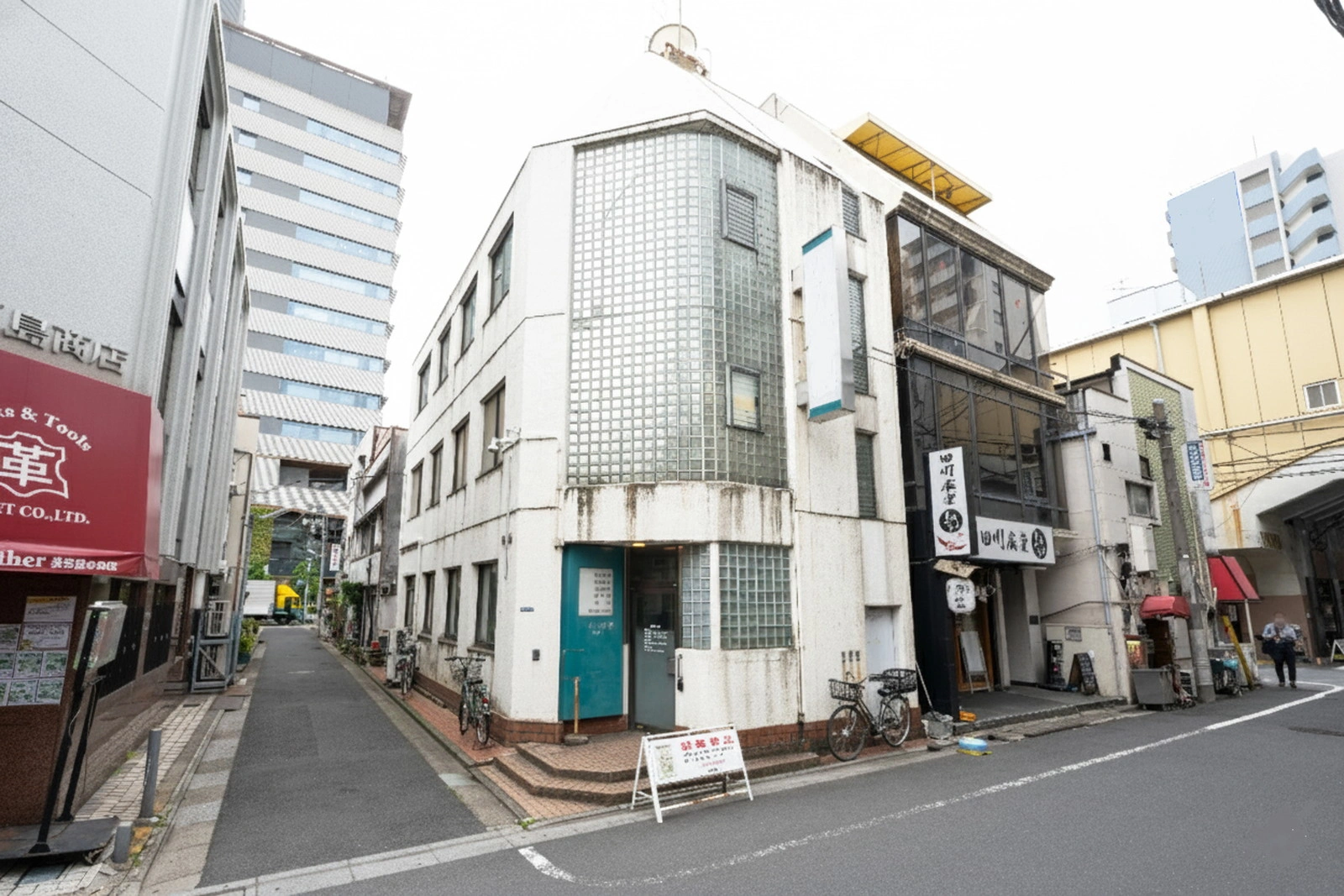 ReReC「gran＋ASAKUSABASHIプロジェクト」外観昼（施工前）